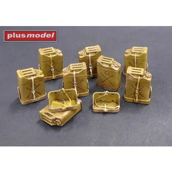 Plus model - 1/35 US cans with holders