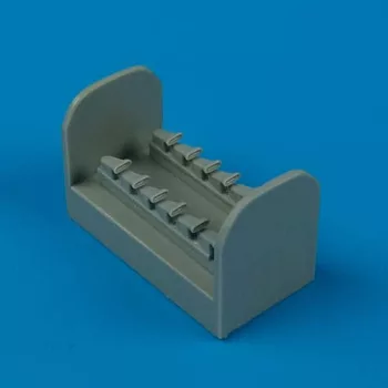 Quickboost - 1/72 Spitfire Mk. XIV exhaust - fishtail