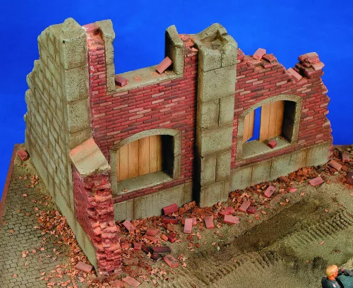 Royal Model - Barn ruin