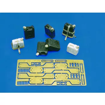 Royal Model - IDF Jerricans