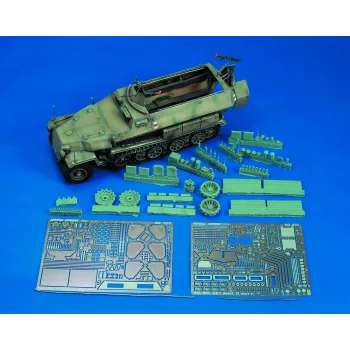 Royal Model - Sd.Kfz. 251C part 1 (for Dragon kit)