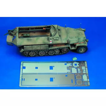 Royal Model - Sd.Kfz. 251C part 3 (for Dragon kit)