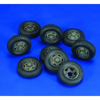 Royal Model - Wheels Sd.Kfz. 232
