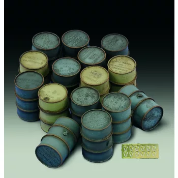 Royal Model - German oil drums-WWII