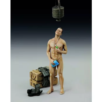 Royal Model - Shower time