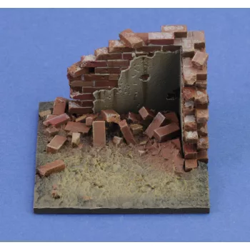 Royal Model - Base with ruined wall 'cm4x4'  No.10