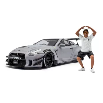   Solido - Nissan GT-R (R35) w/Liberty Walk Body Kit Type 2.0 with Kato San Figure Grey 2024L.E. 4000 pcs.