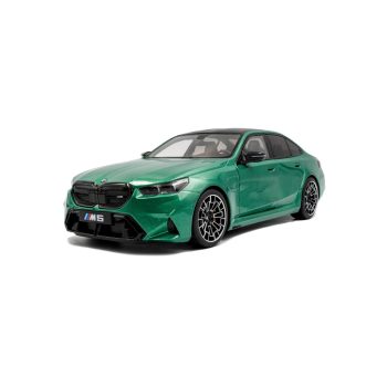 Solido - 1:18 BMW G90 M5 M Isle of Man Green Metallic 2025