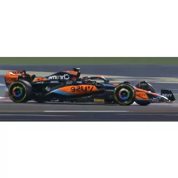   Spark - McLAREN F1  MCL60 TEAM McLAREN N 81 3rd JAPAN GP 2023 OSCAR PIASTRI ORANGE BLUE BLACK