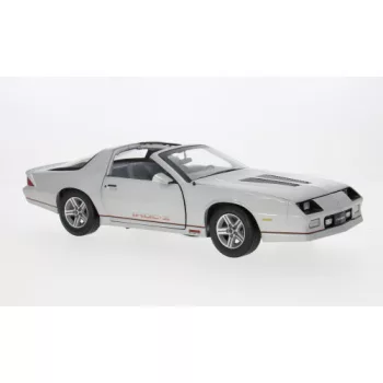 Sun Star - Chevrolet Camaro IROC silber 1985 1:18