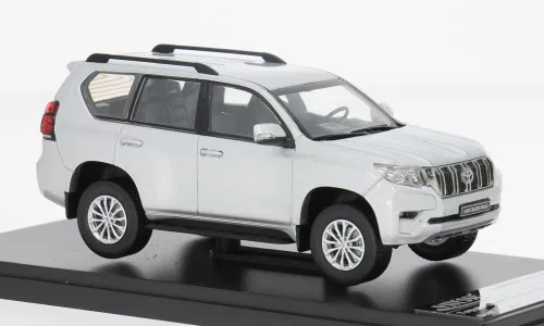 Sun Star - Toyota Land Cruiser Prado silber 2018 1:43