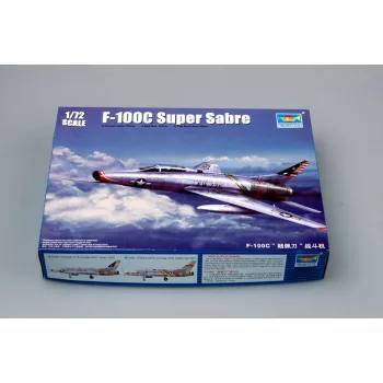 Trumpeter - F-100C Super Sabre