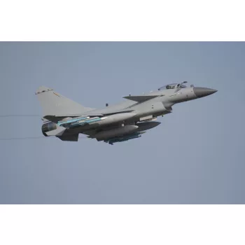 Trumpeter - PLAAF J-10C Vigorous Dragon