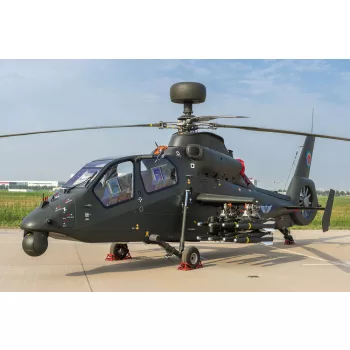 Trumpeter - Z-19G Light Scout/Attack Helicopter