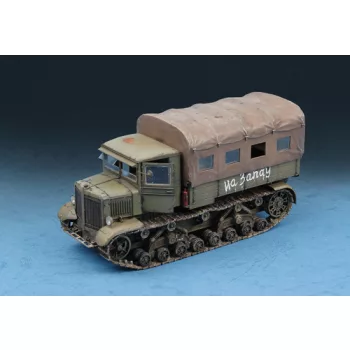 Trumpeter - Soviet Voroshilovets Tractor