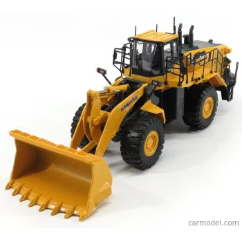  Universal Hobbies - Komatsu Wa600 Ruspa Gommata - Scraper Tractor Yellow Black