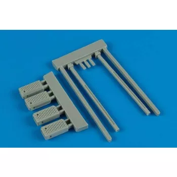 Wheelliant - US. Navy poly. wheel chock NWC-4/5