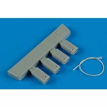 Wheelliant - US. Navy poly. wheel chock w/nyl.thread