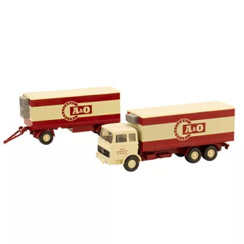 Wiking - Mercedes 2232 Kühlkoffe A&O Leben  1:87