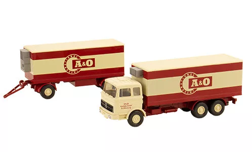 Wiking - Mercedes 2232 Kühlkoffe A&O Leben  1:87